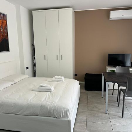 APPARTAMENTO FIERA MILANO - Affitti brevi Italia Pero Esterno foto